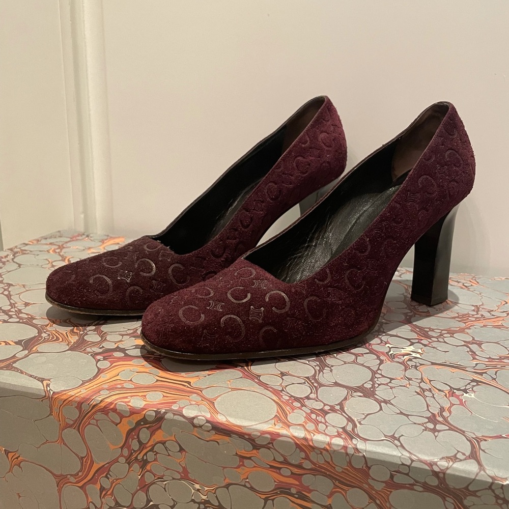 Celine 🍒 Iconic Monogram Heel Rich Burgundy Color Vintage size 40